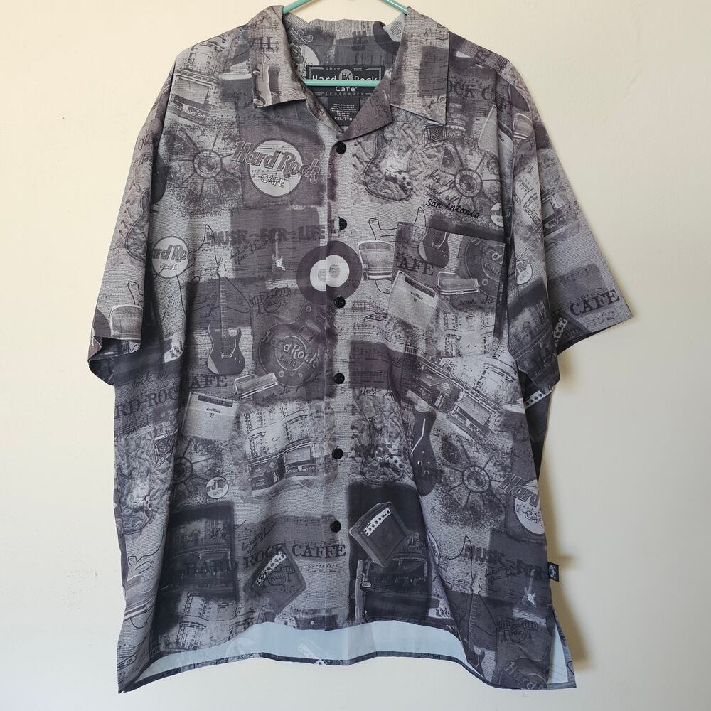 Hard Rock Cafe San Antonio Men’s Sz 2X Button Front Shirt Spell Out